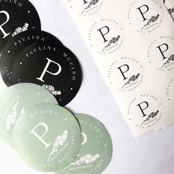 Stickers/Etiquetas Adheribles con logotipo para tus empaques. Stickers. Etiquetas para empaques. Etiquetas con logo Marca Mint Pages.